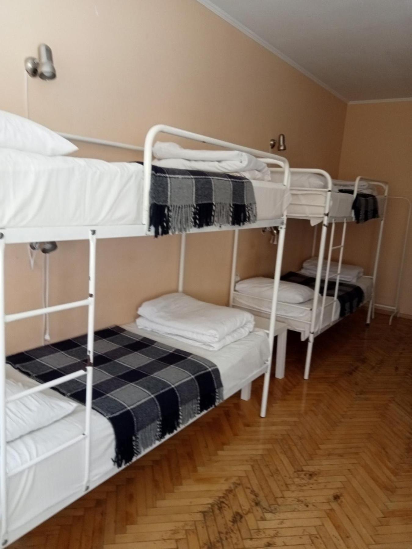 Hostel Iskra Lviv Exterior photo