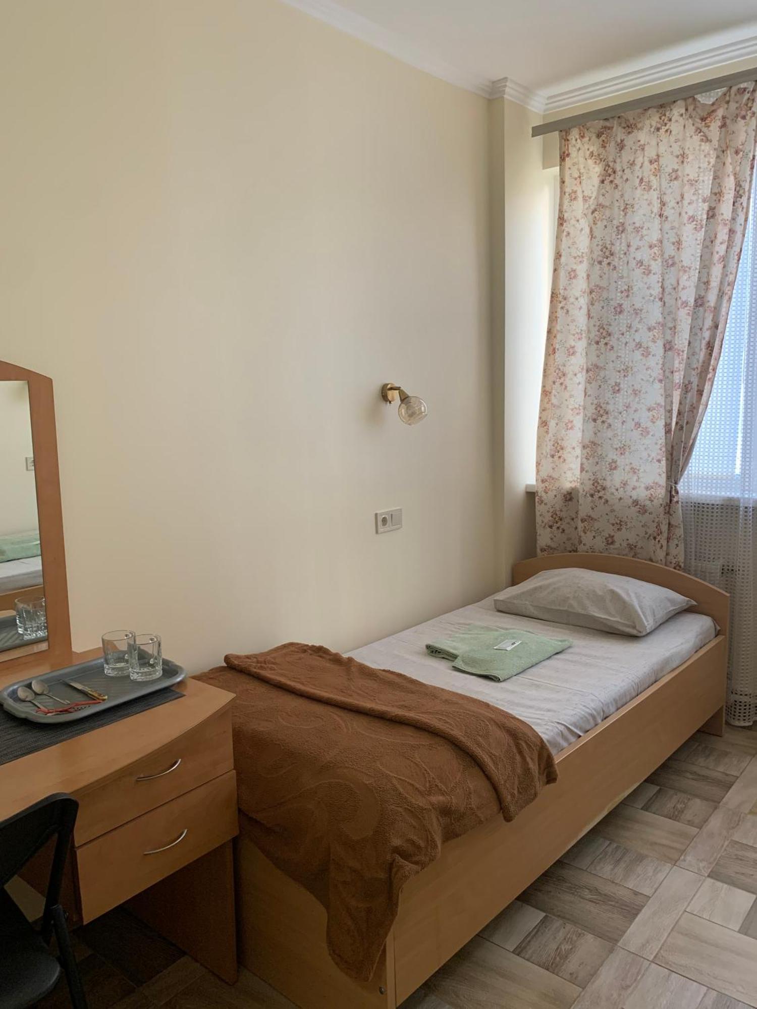 Hostel Iskra Lviv Exterior photo